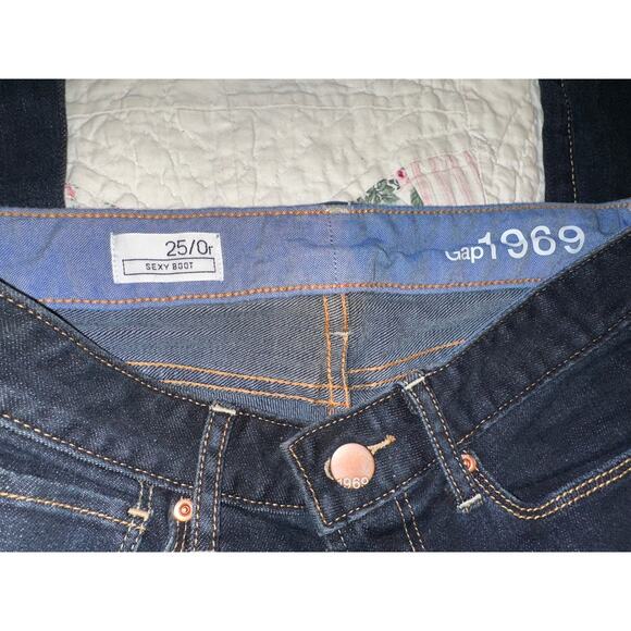 NEW UNWORN VINTAGE GAP 1969 SEXY BOOT JEANS 25 - Picture 5 of 11